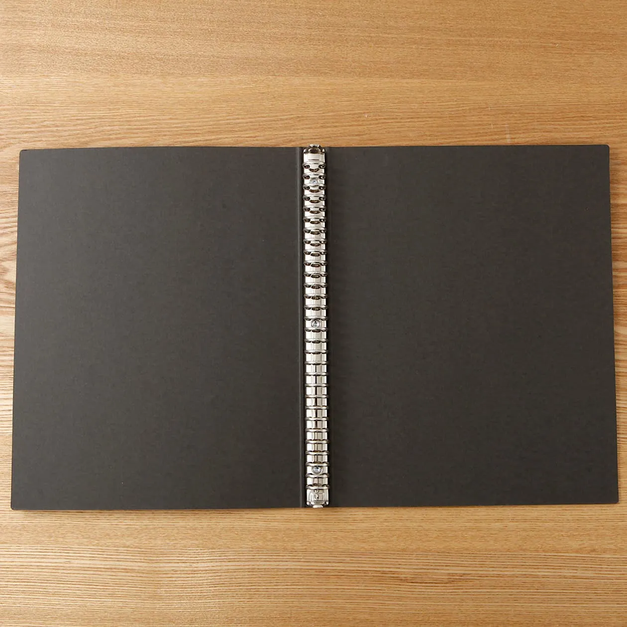 Binder - A4 (30 Holes)