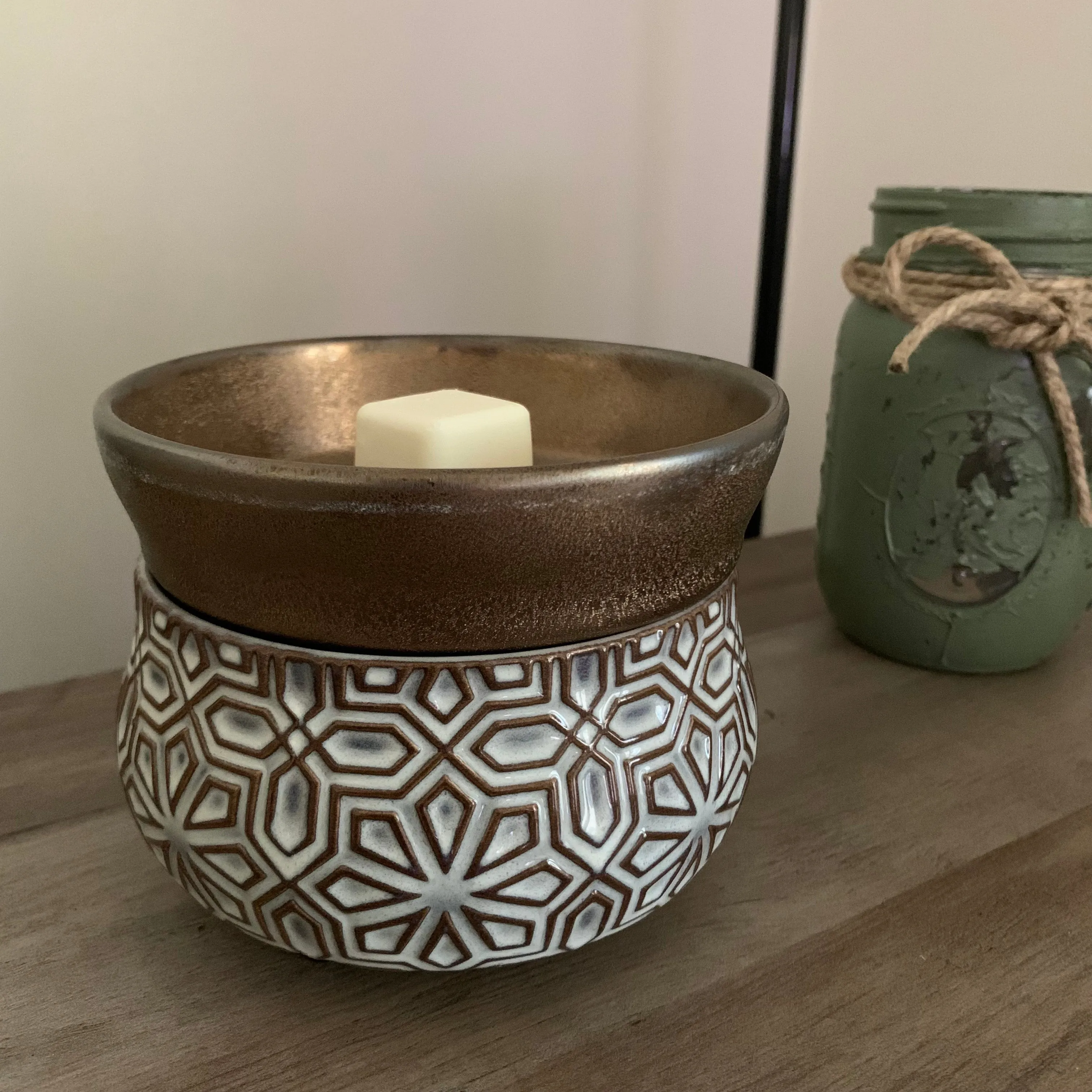 Bronze Geometric Wax Warmer