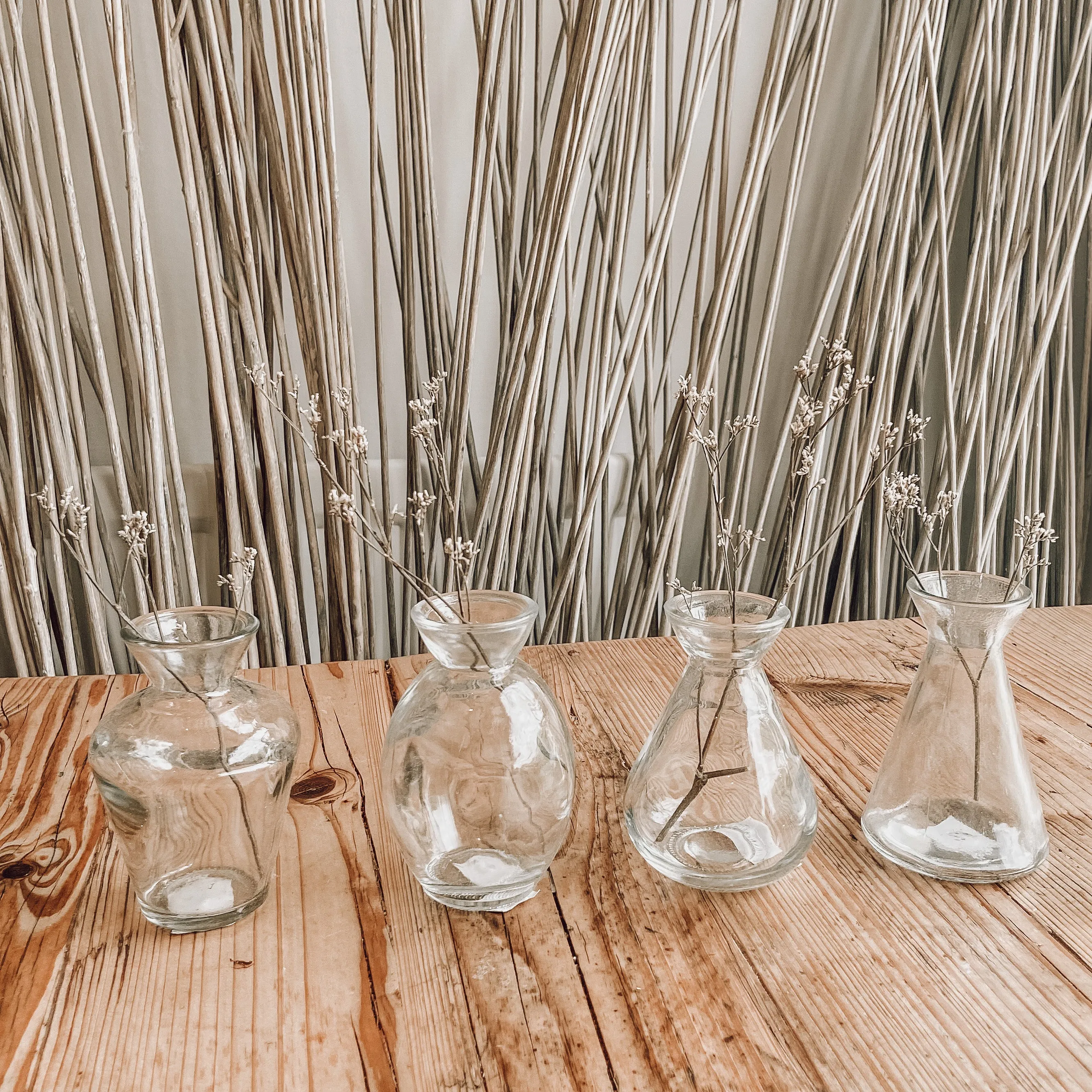 Dainty Clear Glass Bud Vases Wedding Table Decorations - Set of 4