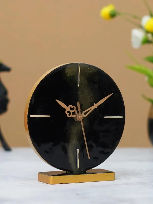 INDIANA CRAFT Elegant Epoxy-Resin Round Handmade Golden Colour Shade Black Analog Table Top Clock for Office Desk Study Room Home Decoration Gifts (Size: 15 x 4.5 x 17 CM | Weight: 196 gram)