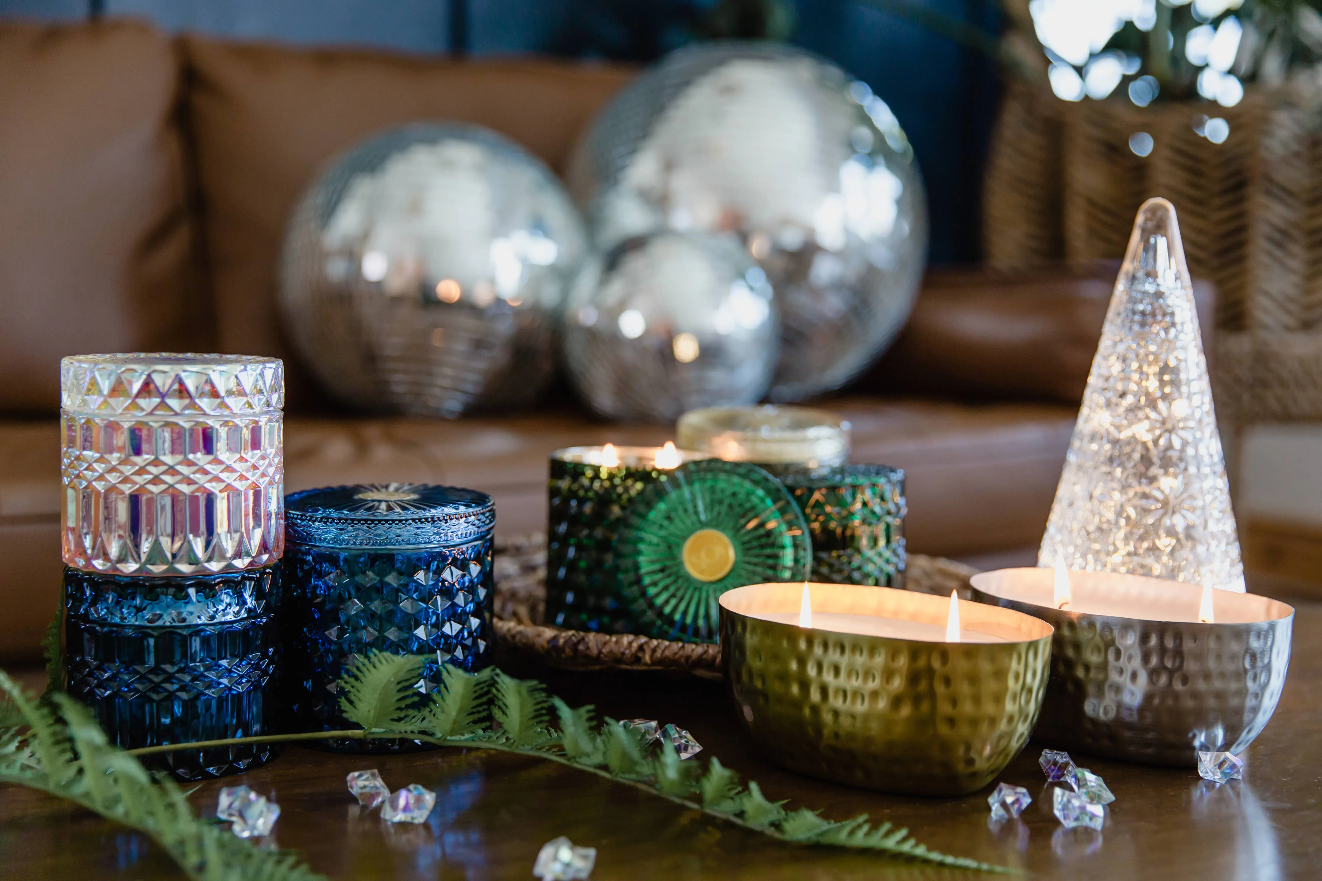 Mistletoe & Holly Shimmer Candle 15oz Double Wick