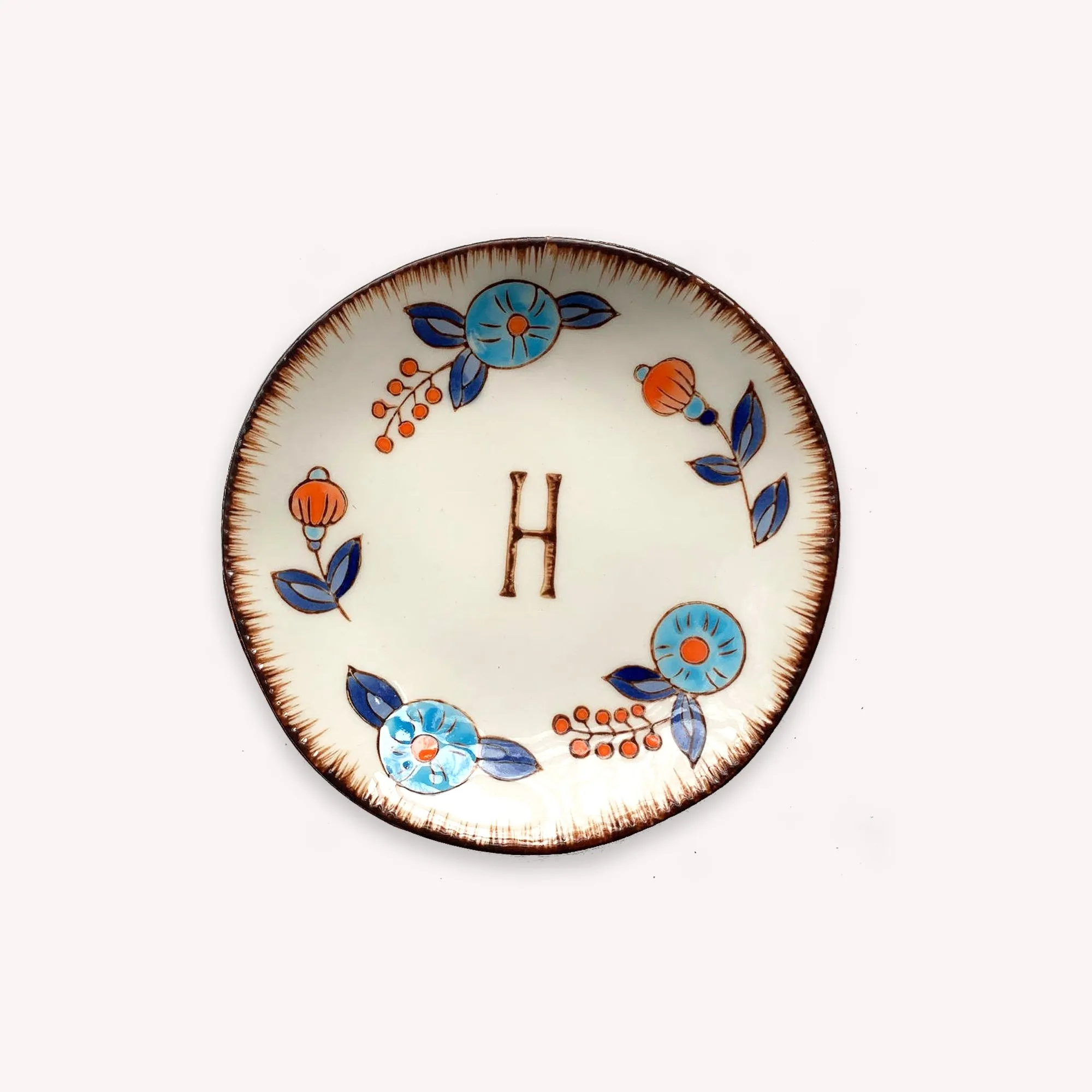 Monogram Catchall Plate (Assorted Letters)
