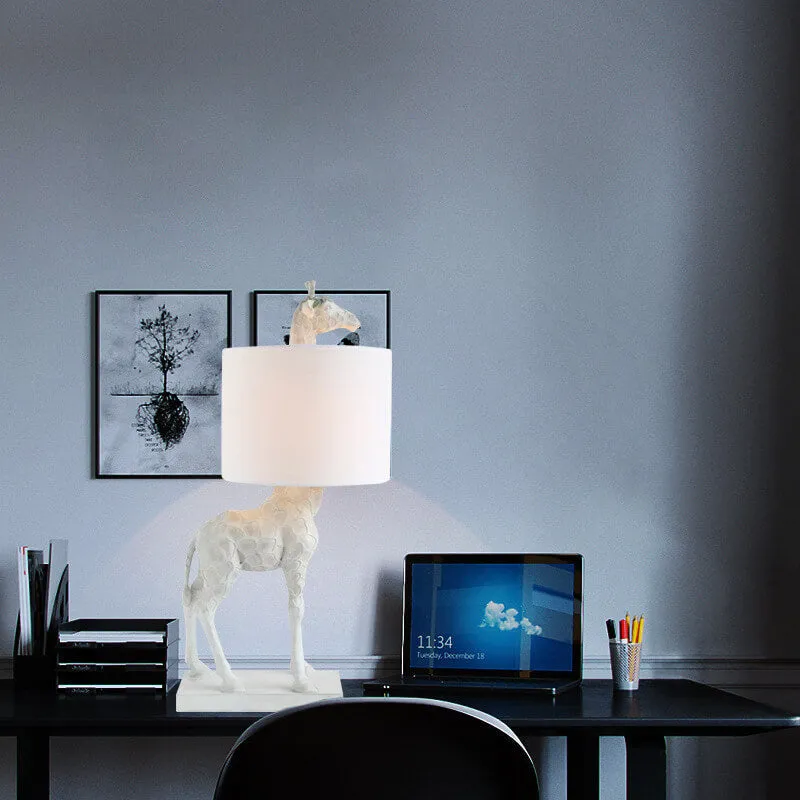 Nordic Creative Fabric Lampshade Giraffe Decorative 1-Light Table Lamp