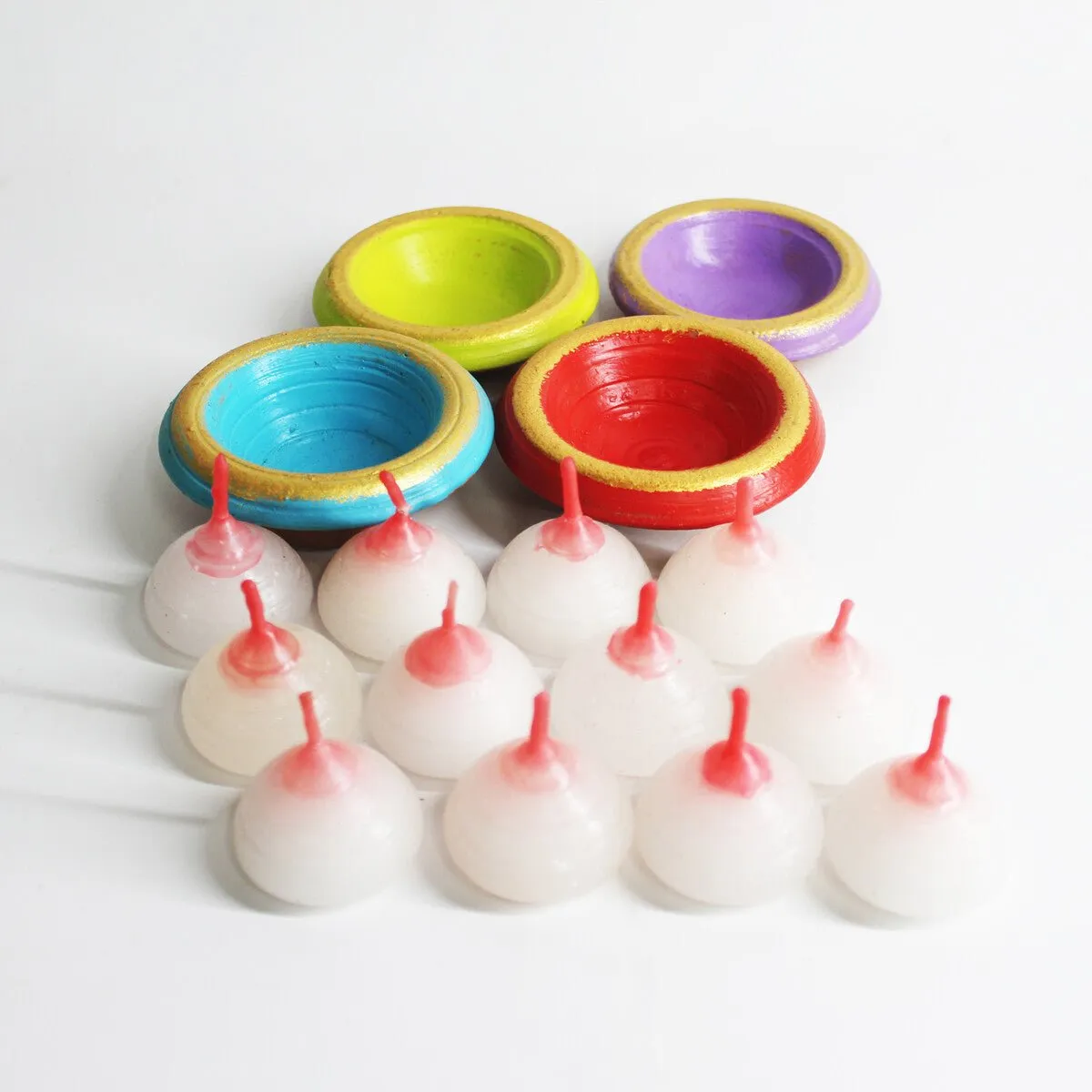 Pot Plato Candle Holder- Set Of 4 with4  Free HD Soywax Candles