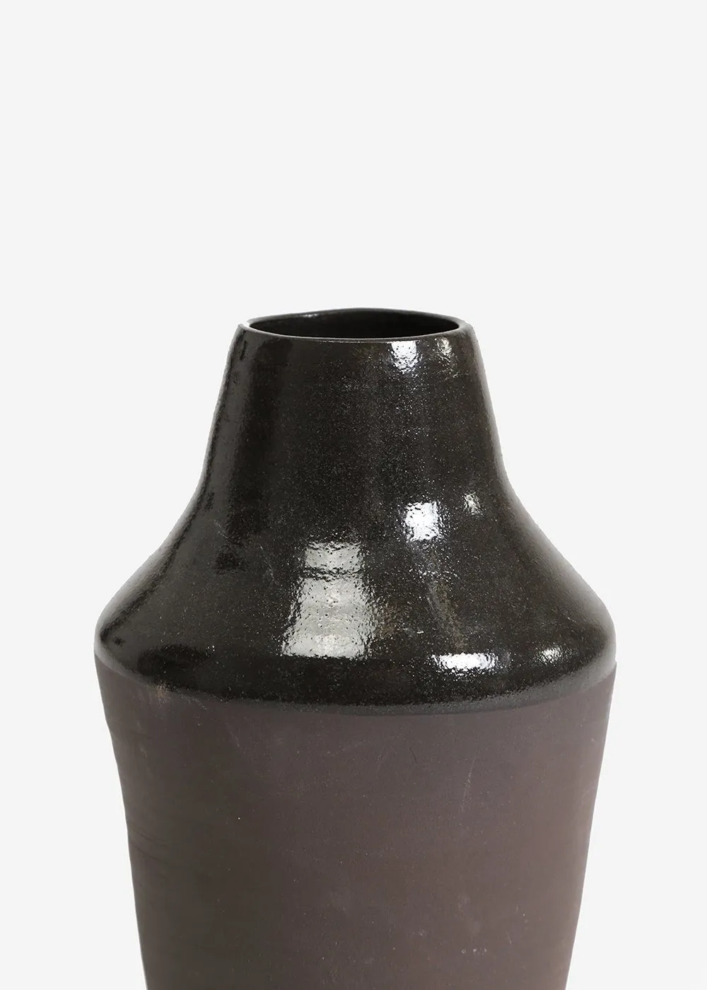 Sable Vase 02