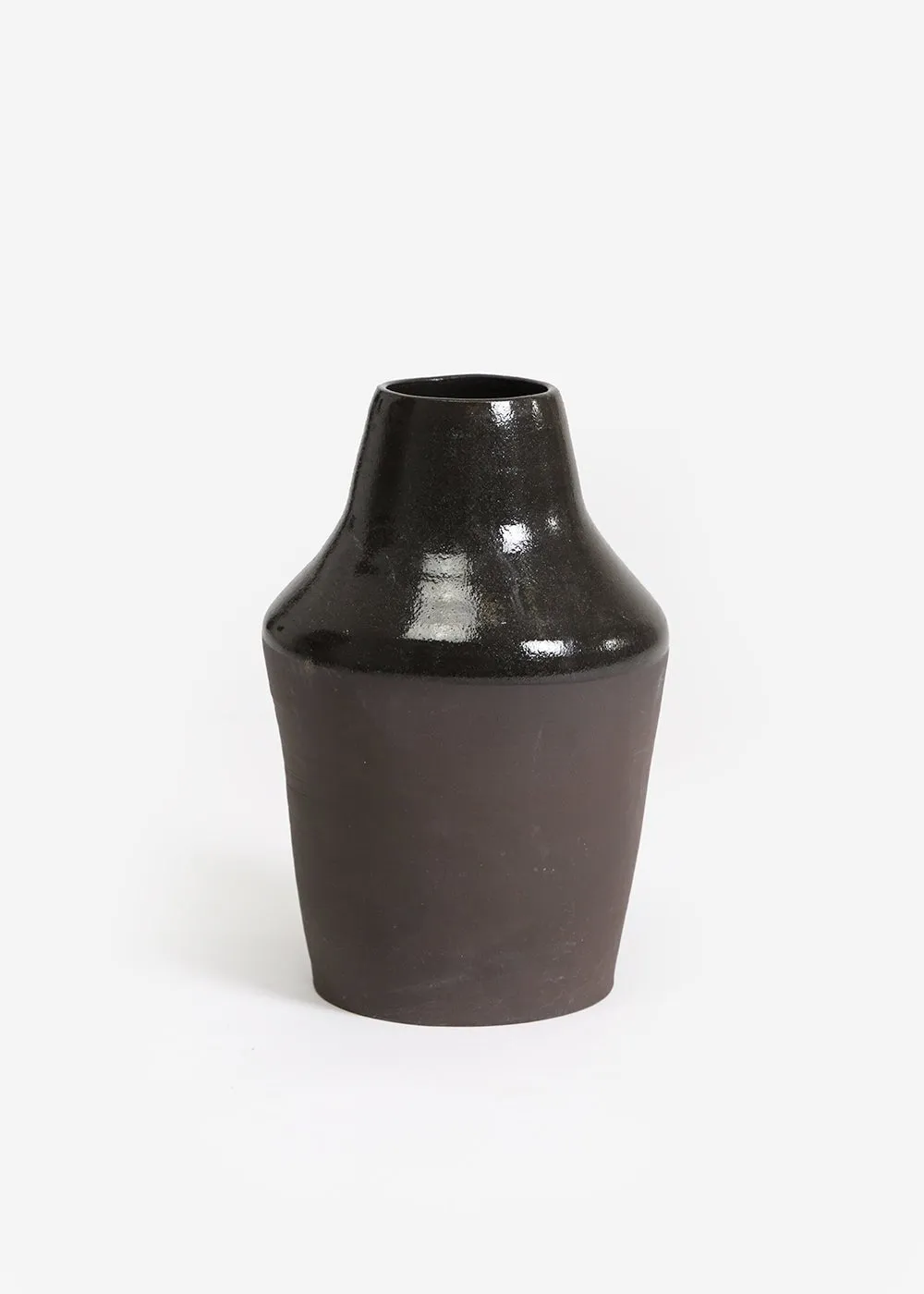 Sable Vase 02